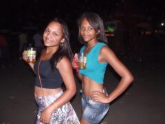 Oktober 10 Anos